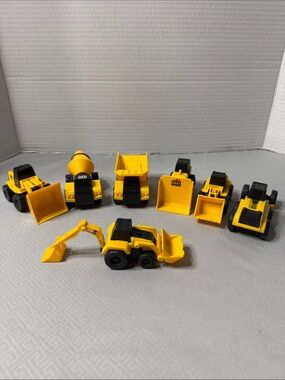 Mini Yellow Plastic Construction Vehicle Toys Assorted Trucks and Loaders 7 Pc